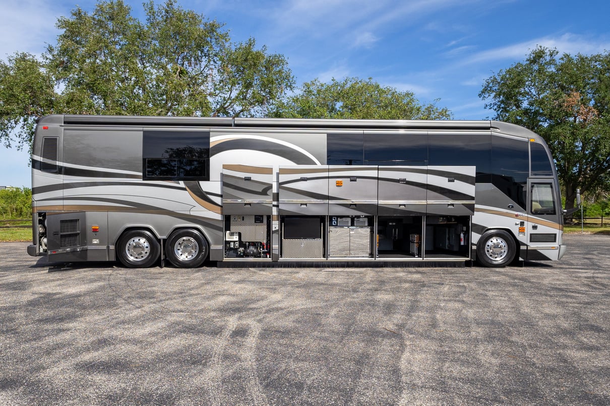 2009 Prevost Featherlite H3 45 gallery image-32